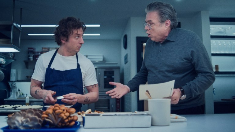 “THE BEAR” — “Doors” — Season 3, Episode 3 (Airs Thursday, June 27th) — Pictured: (l-r) Jeremy Allen White as Carmen “Carmy” Berzatto, Oliver Platt as Uncle Jimmy.